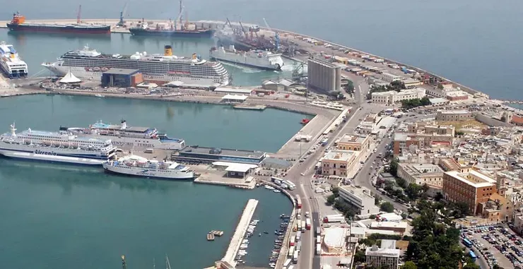 Puglia porti con numeri da record